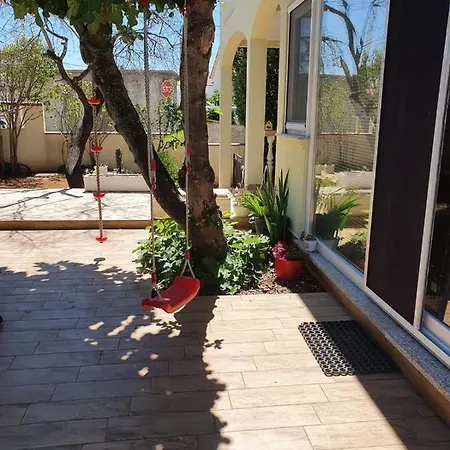 Apartment Comfort With Big Balcony - Zadar