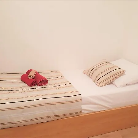 Comfort With Big Balcony - 자다르