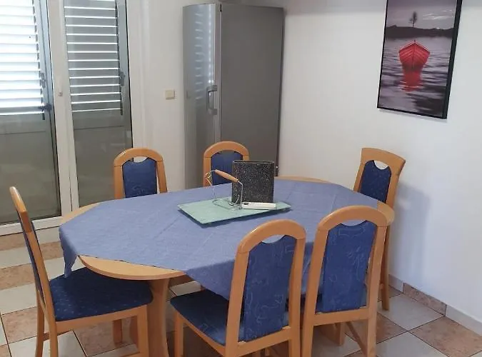 Comfort With Big Balcony - Apartment Zadar