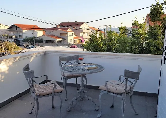 Apartment Comfort With Big Balcony -